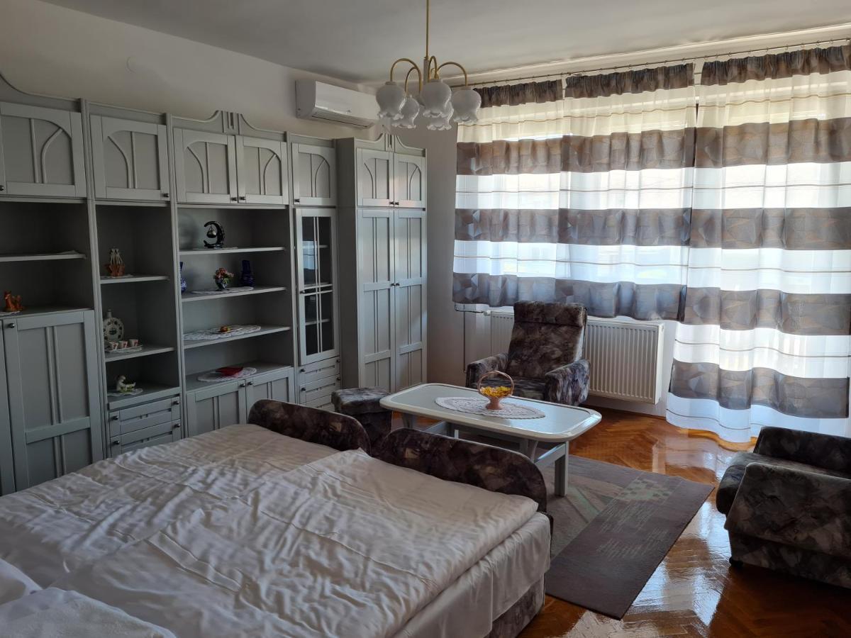 Gyoengyvirag Apartman Lenti Exterior photo